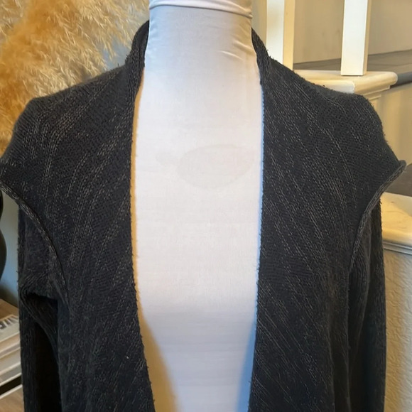 Abercrombie & Fitch Black Lightweight Hooded Cardigan Sweater Size Medium - Picture 2 of 6